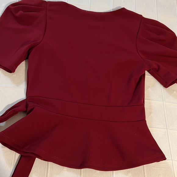 Cute Women’s Blouse in the color Burgundy - Picture 5 of 8